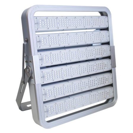 CP-ZT-600_Projetor-Led-IP65-600W-5700K-SMD-3030-570x600